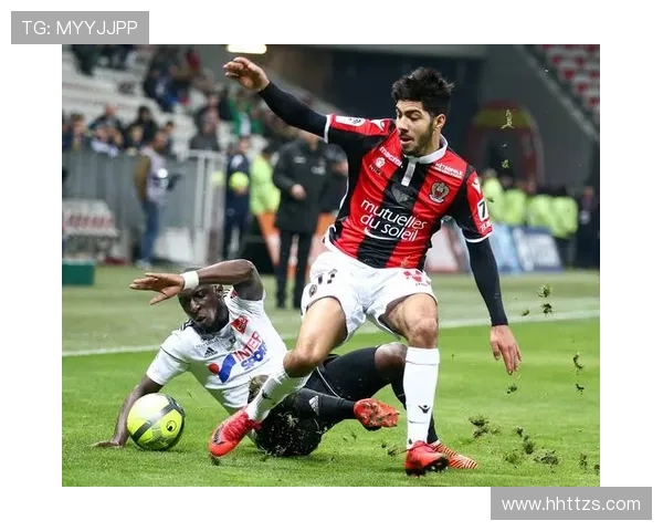 法甲经典中场组合及中场战术作用探讨