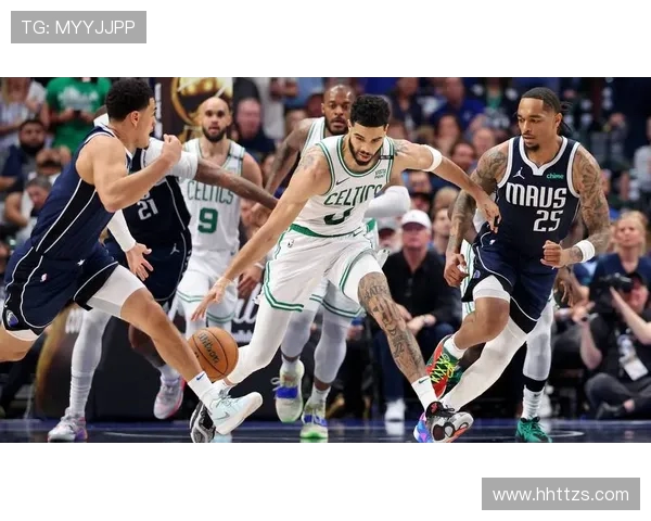 2016年NBA季后赛热火队与黄蜂队激战回顾双方精彩对决与关键时刻分析